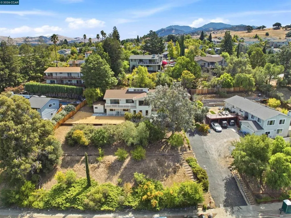 4082 Treat Blvd Concord, CA 94518