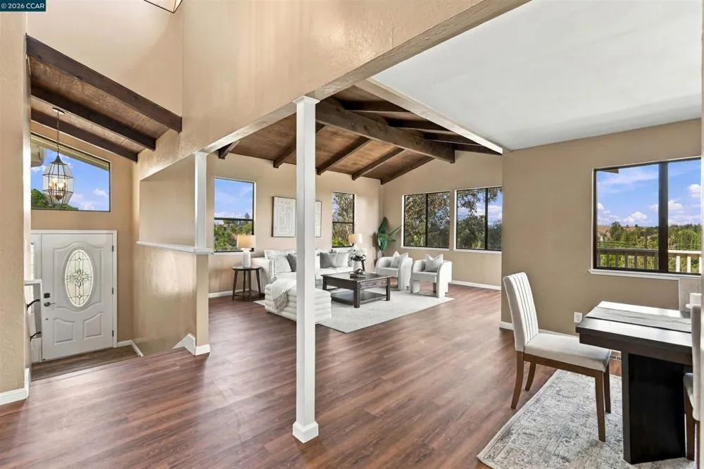 4082 Treat Blvd Concord, CA 94518
