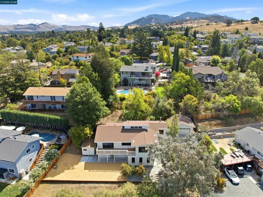 4082 Treat Blvd Concord, CA 94518