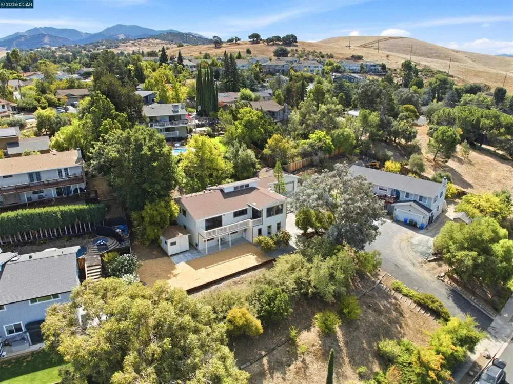 4082 Treat Blvd Concord, CA 94518