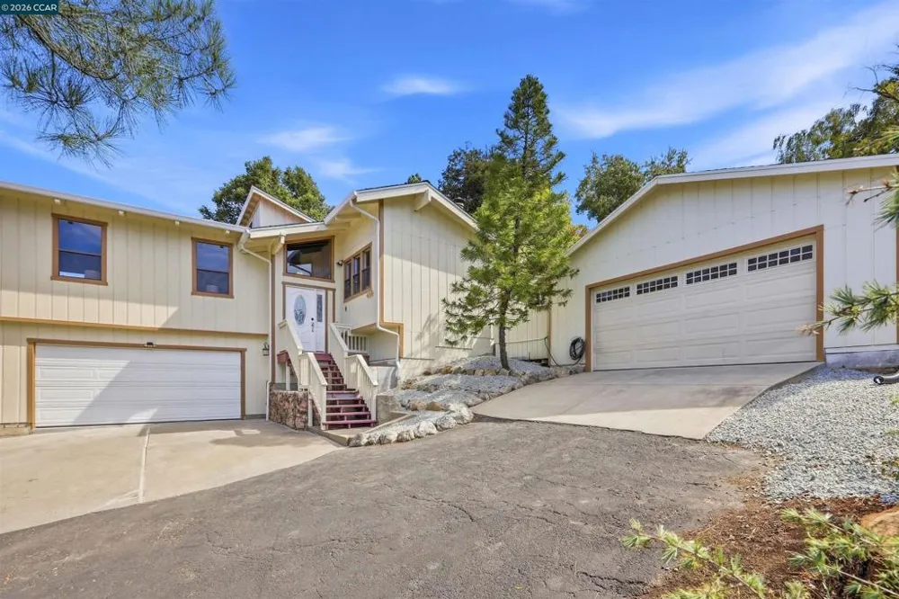 4082 Treat Blvd Concord, CA 94518