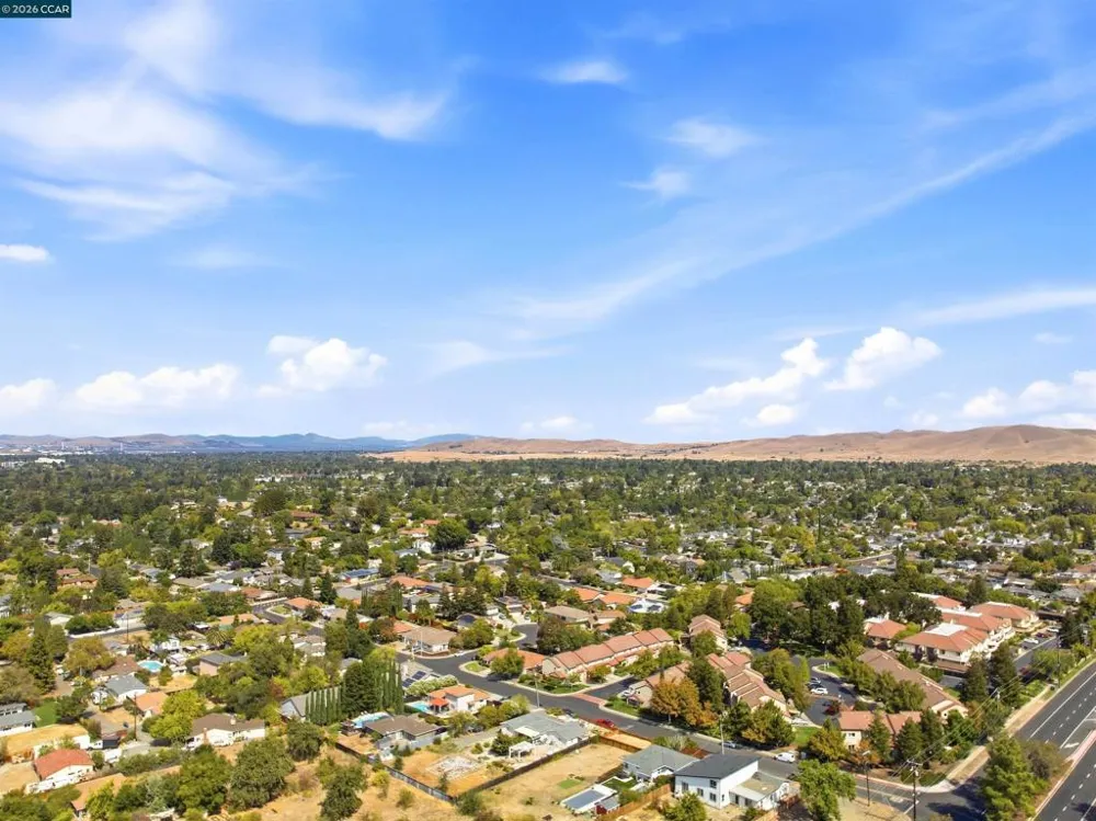 4082 Treat Blvd Concord, CA 94518