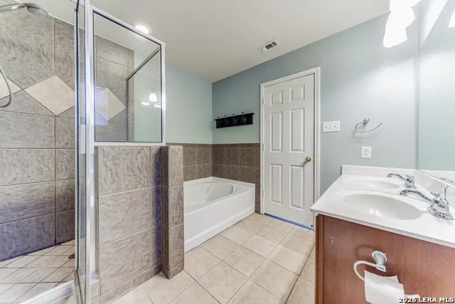 6707 Raintree Place San Antonio, TX 78233