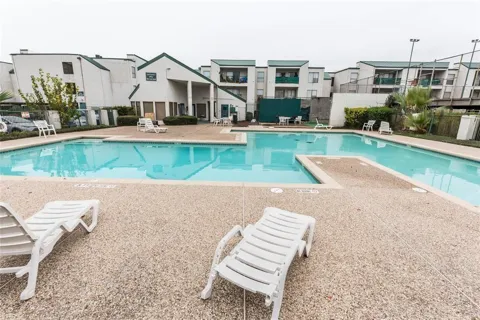 2818 S Bartell Drive #8