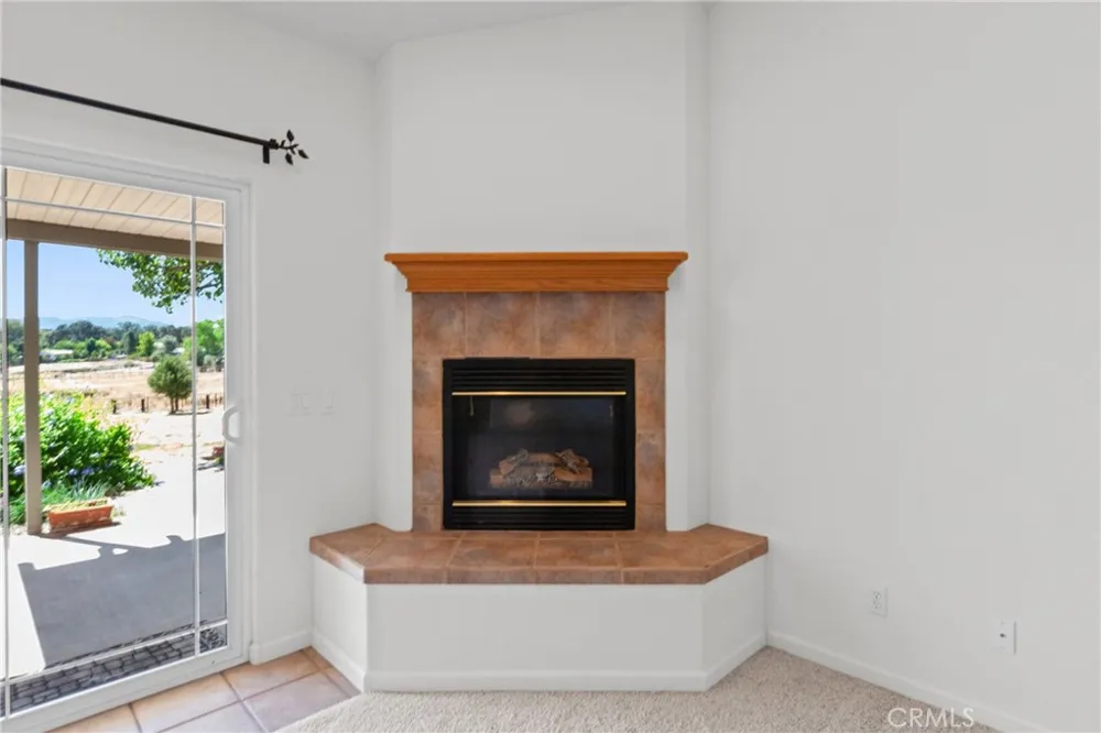 9336 Carmel Road Atascadero, CA 93422