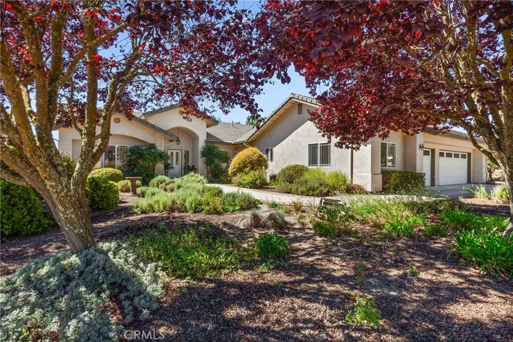 9336 Carmel Road Atascadero, CA 93422