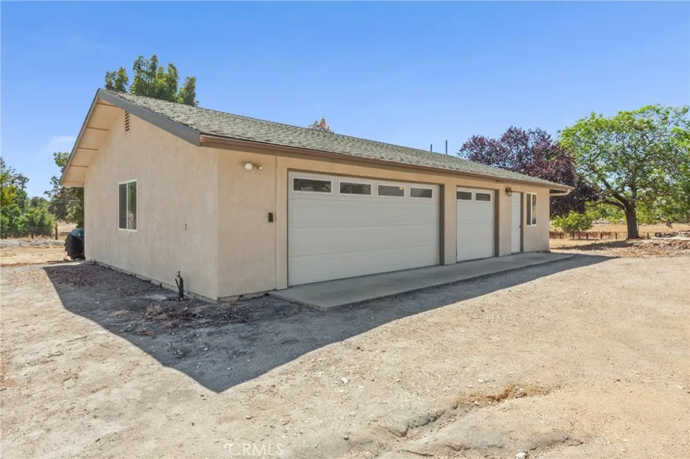 9336 Carmel Road Atascadero, CA 93422