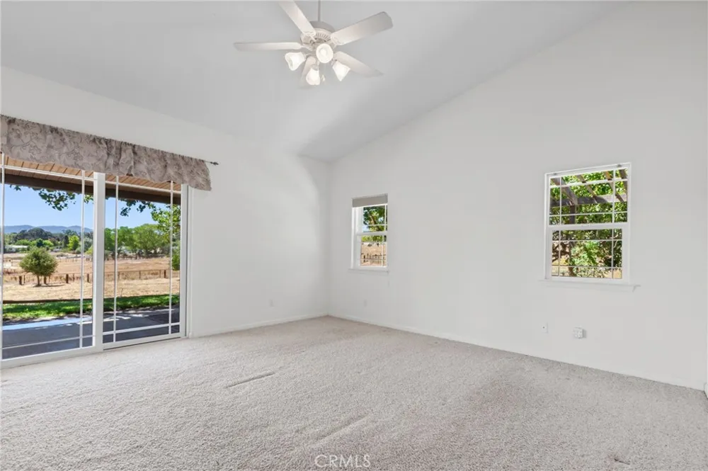 9336 Carmel Road Atascadero, CA 93422