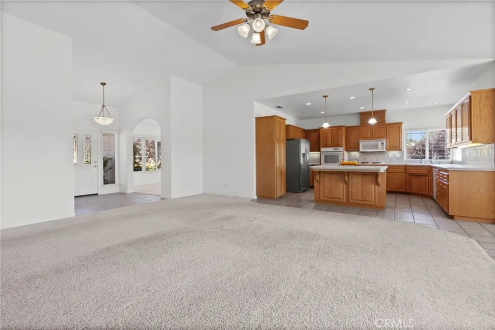 9336 Carmel Road Atascadero, CA 93422