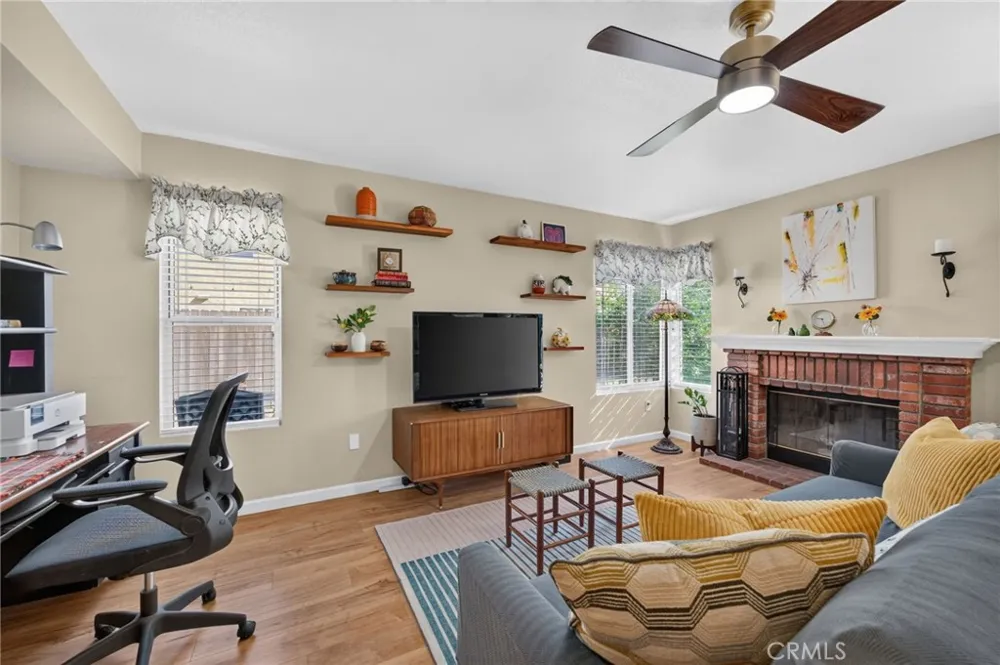 977 Sussex San Jacinto, CA 92583