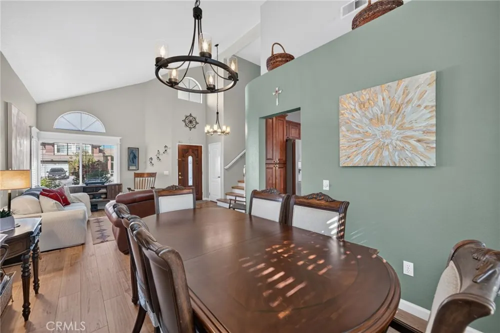 977 Sussex San Jacinto, CA 92583
