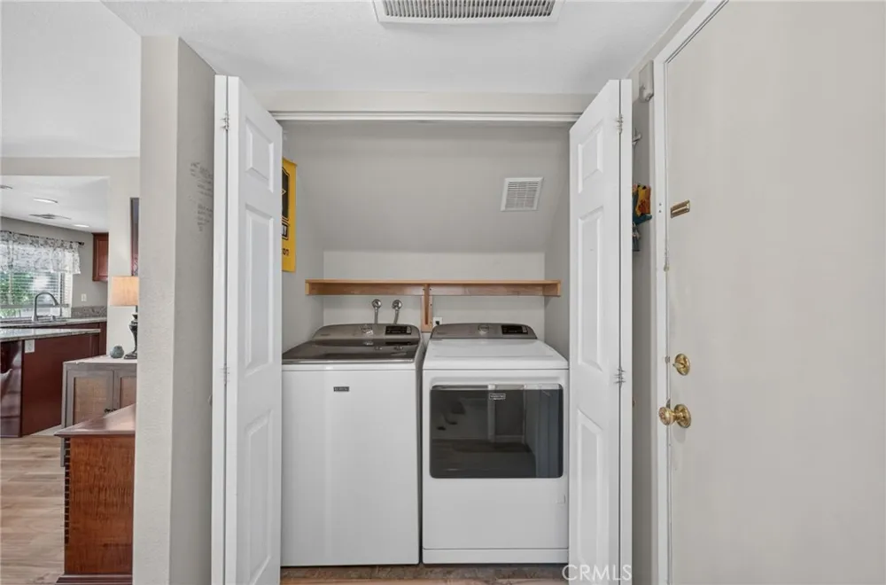 977 Sussex San Jacinto, CA 92583