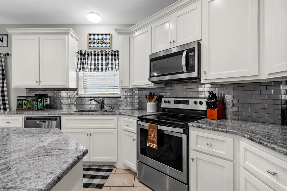505 David Davis Drive McGregor, TX 76657