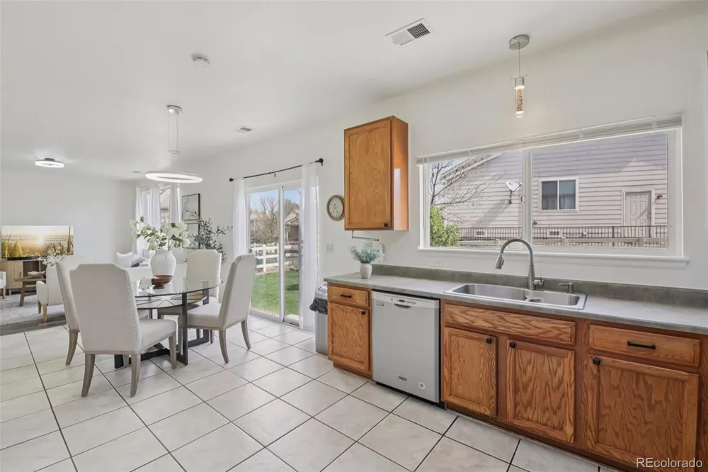 14883 E Maple Place Aurora, CO 80012
