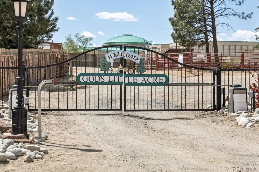 14883 E Maple Place Aurora, CO 80012