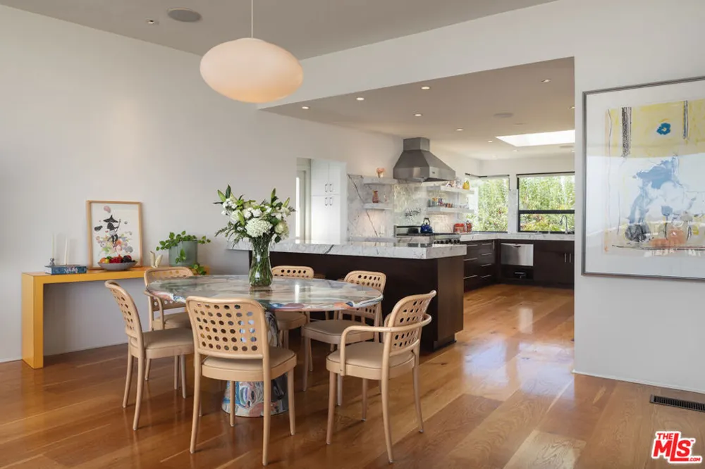 2824 Durand Drive Los Angeles, CA 90068