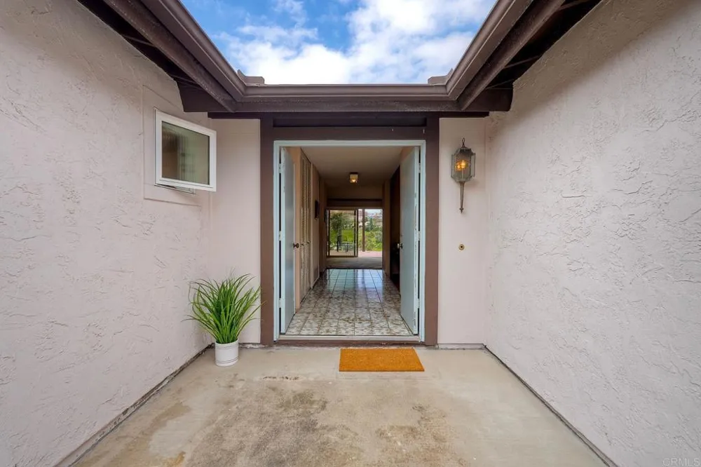 2233 Valley Road Oceanside, CA 92056
