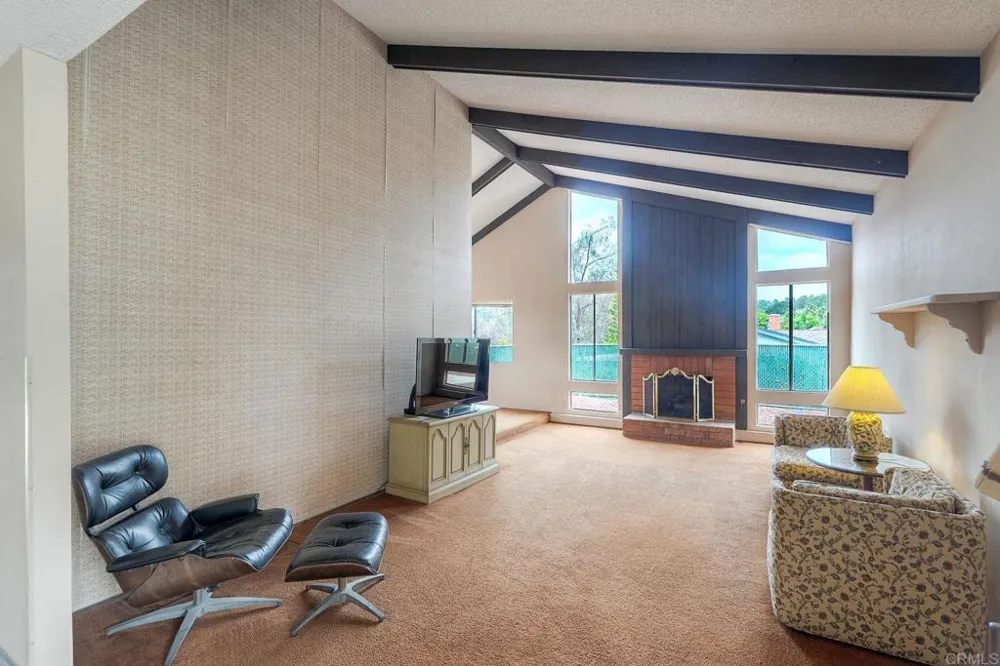 2233 Valley Road Oceanside, CA 92056