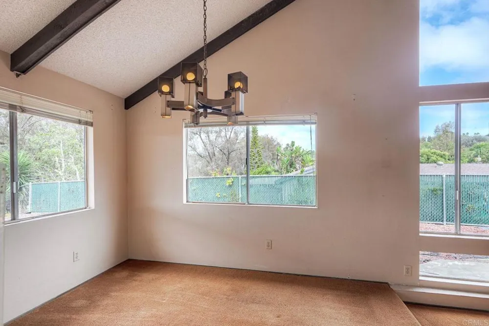 2233 Valley Road Oceanside, CA 92056