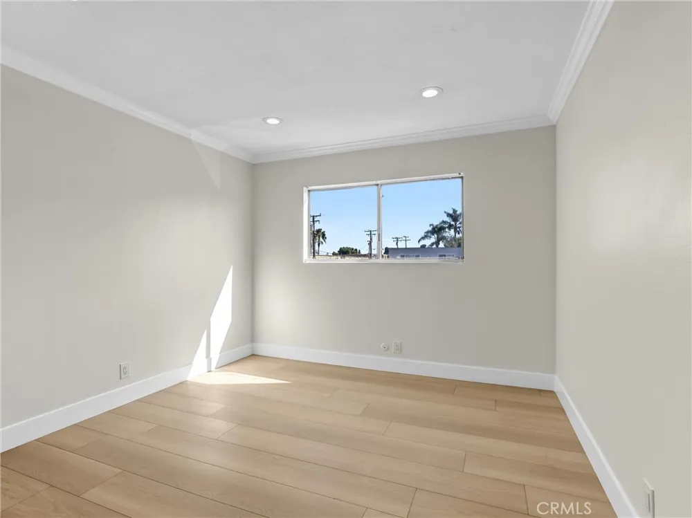 5530 Ackerfield Avenue #210 Long Beach, CA 90805