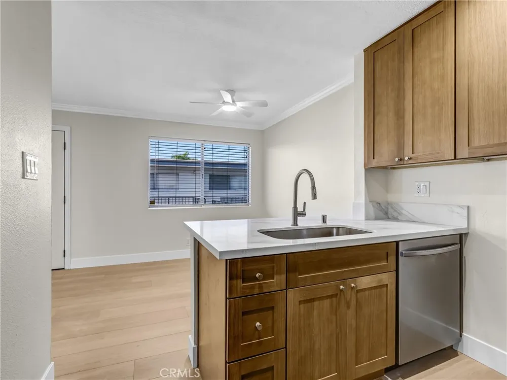 5530 Ackerfield Avenue #210 Long Beach, CA 90805