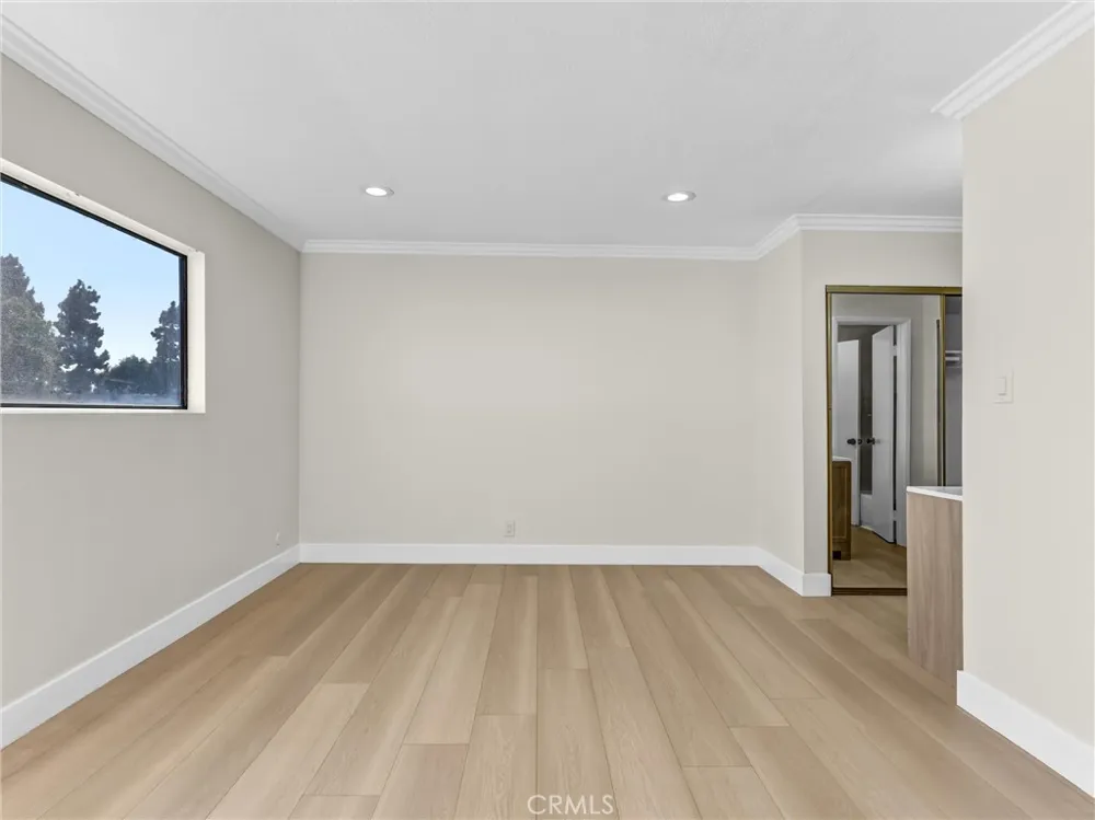 5530 Ackerfield Avenue #210 Long Beach, CA 90805
