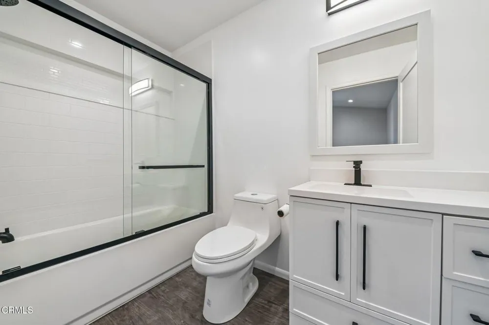 6003 Muscatel Avenue #B Temple City, CA 91780