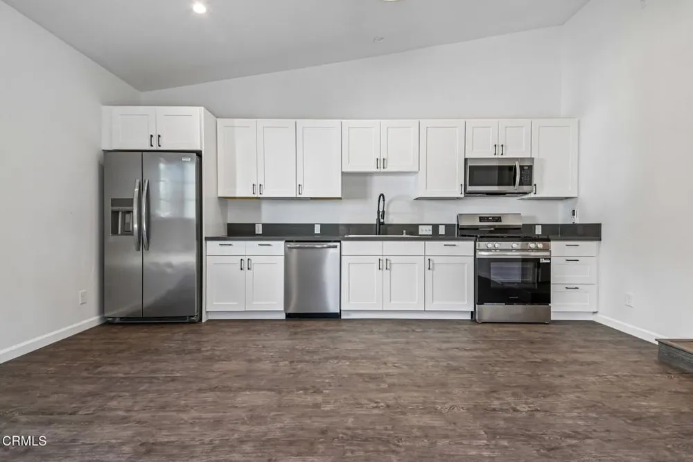 6003 Muscatel Avenue #B Temple City, CA 91780