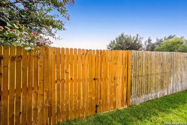 131 Tufted Crest San Antonio, TX 78253