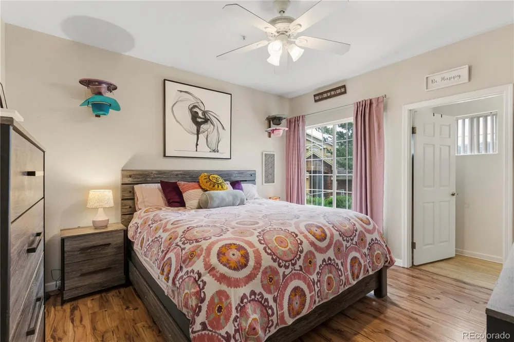 1691 W Canal Circle #1117 Littleton, CO 80120