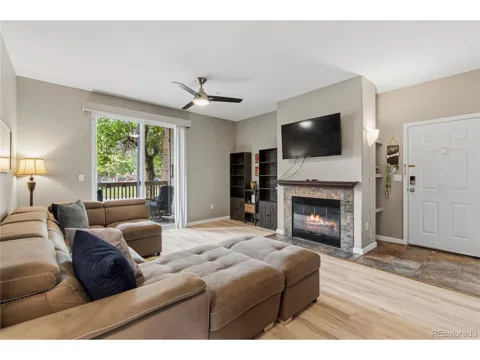 1691 W Canal Circle #1117