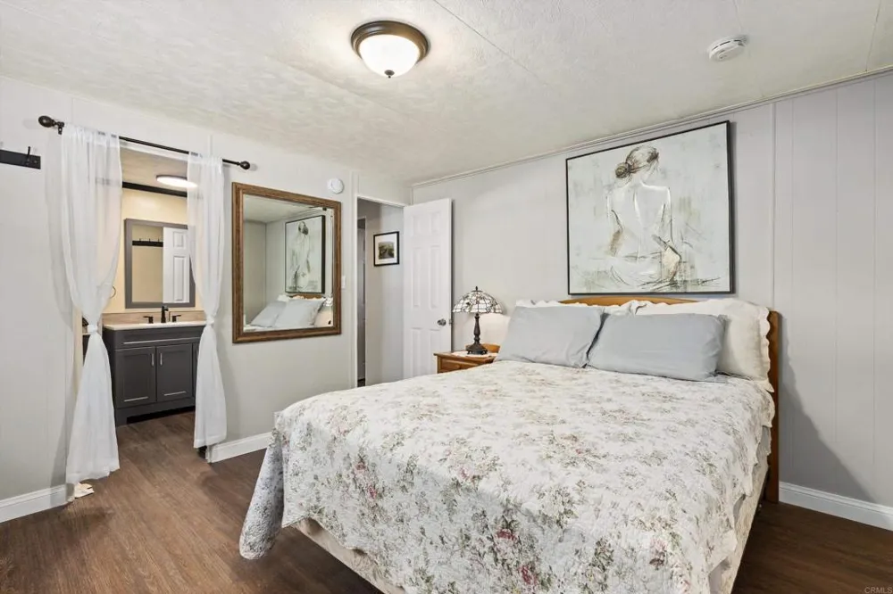 2280 E Valley Parkway #127 Escondido, CA 92027
