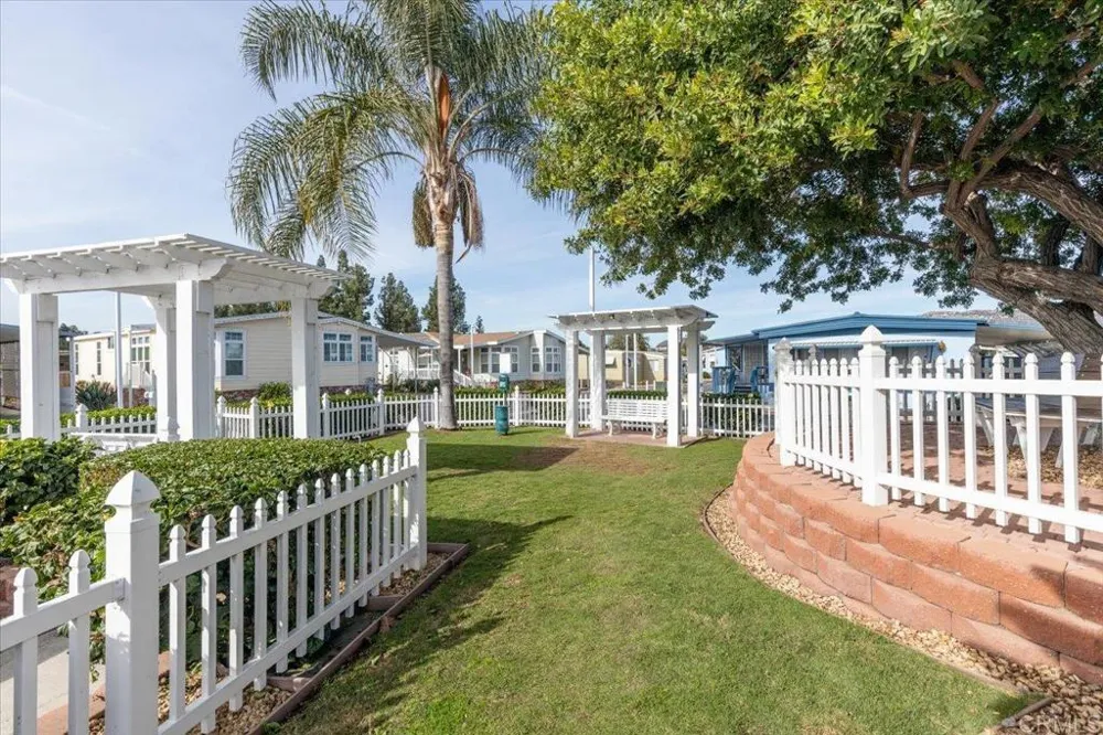 2280 E Valley Parkway #127 Escondido, CA 92027