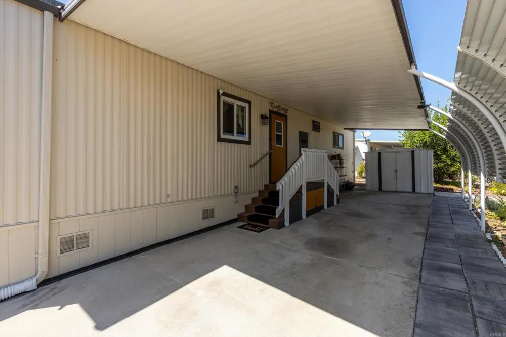 2280 E Valley Parkway #127 Escondido, CA 92027