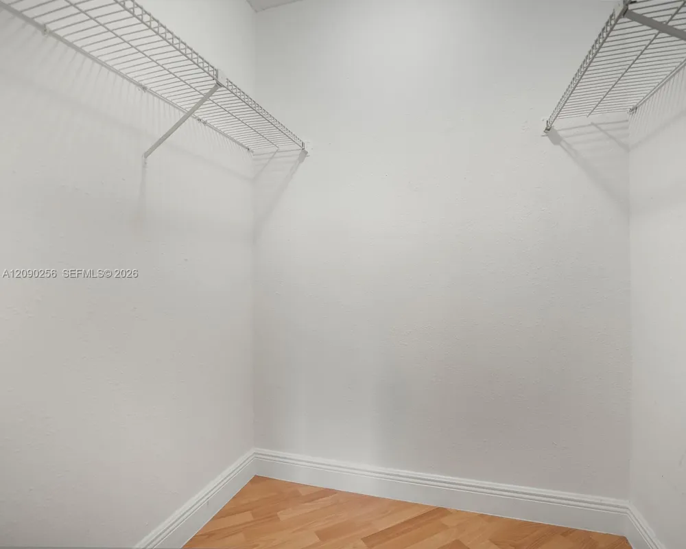 10765 SW 108th Ave #305 Miami, FL 33176