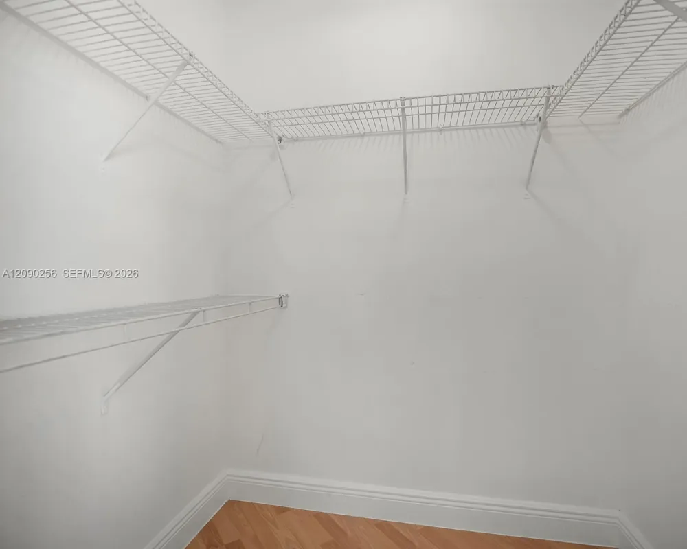 10765 SW 108th Ave #305 Miami, FL 33176