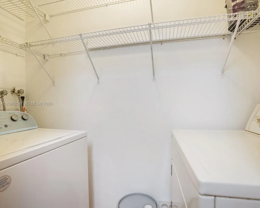 10765 SW 108th Ave #305 Miami, FL 33176