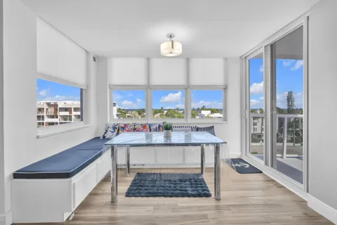 3015 Ocean Boulevard #5G