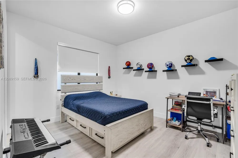 4363 NW 81st Ave Doral, FL 33166
