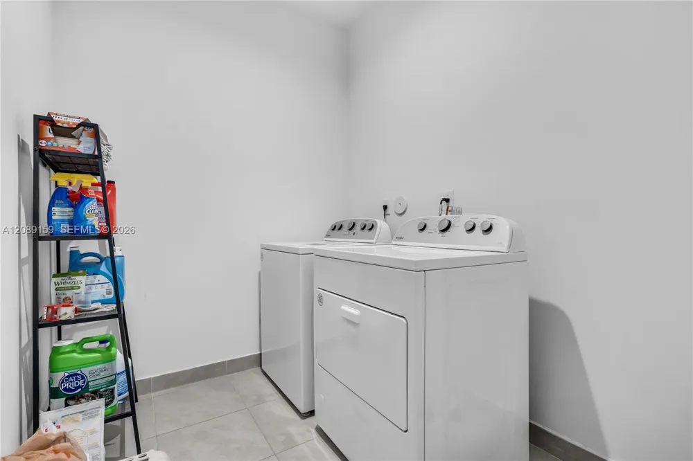 4363 NW 81st Ave Doral, FL 33166