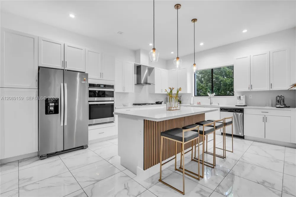 4363 NW 81st Ave Doral, FL 33166