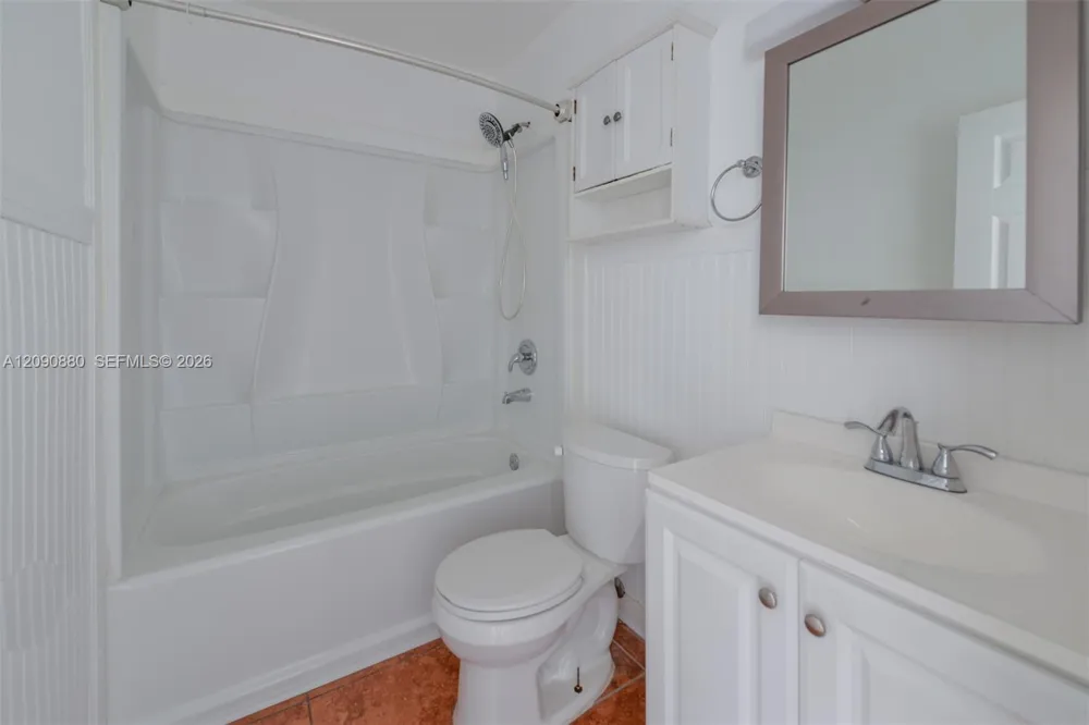 3494 E 4th Ave #1208 Hialeah, FL 33013