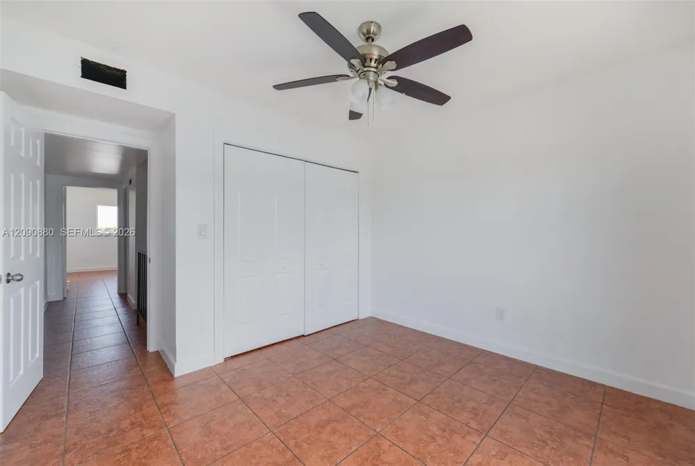 3494 E 4th Ave #1208 Hialeah, FL 33013