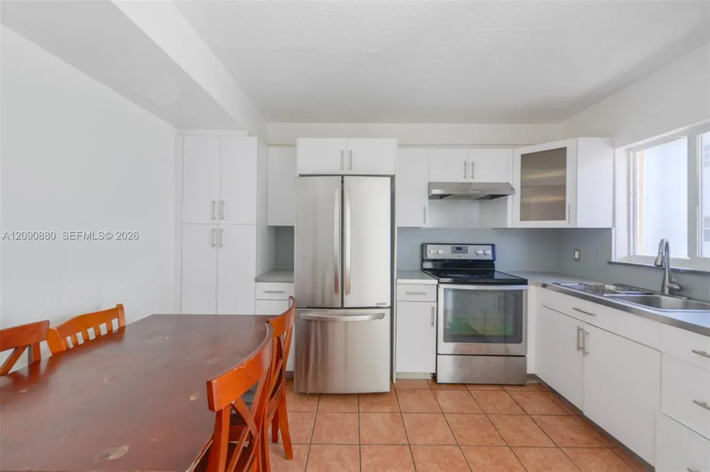3494 E 4th Ave #1208 Hialeah, FL 33013