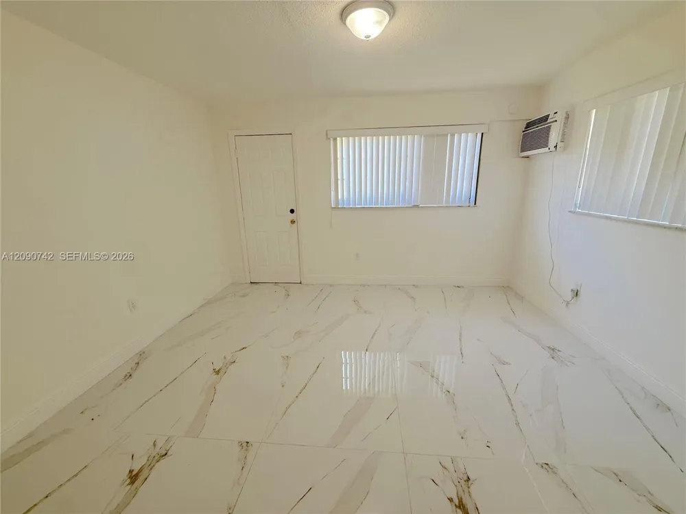 536 Euclid Ave #9 Miami Beach, FL 33139