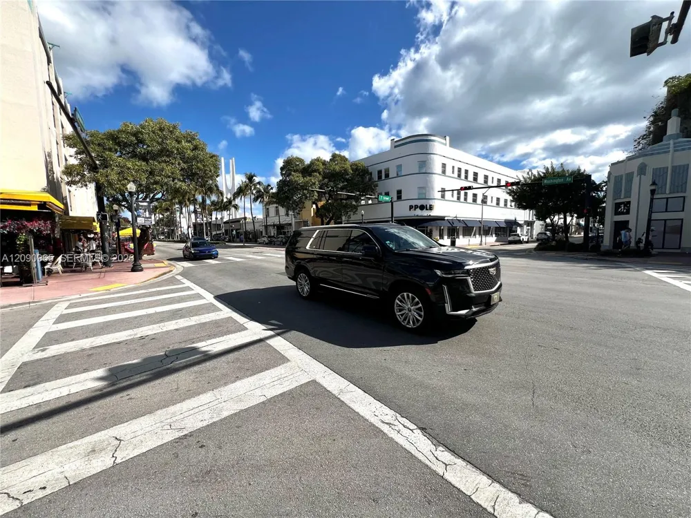 601 7th St #1 Miami Beach, FL 33139