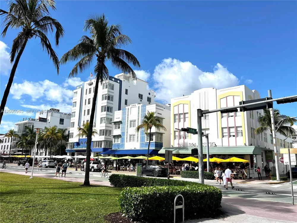 601 7th St #1 Miami Beach, FL 33139