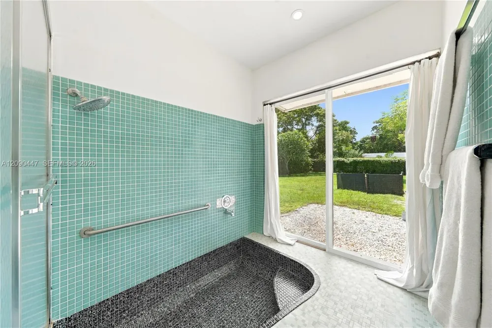 7420 SW 130th St Pinecrest, FL 33156