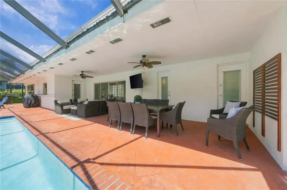 7420 SW 130th St Pinecrest, FL 33156