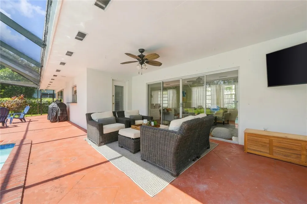 7420 SW 130th St Pinecrest, FL 33156
